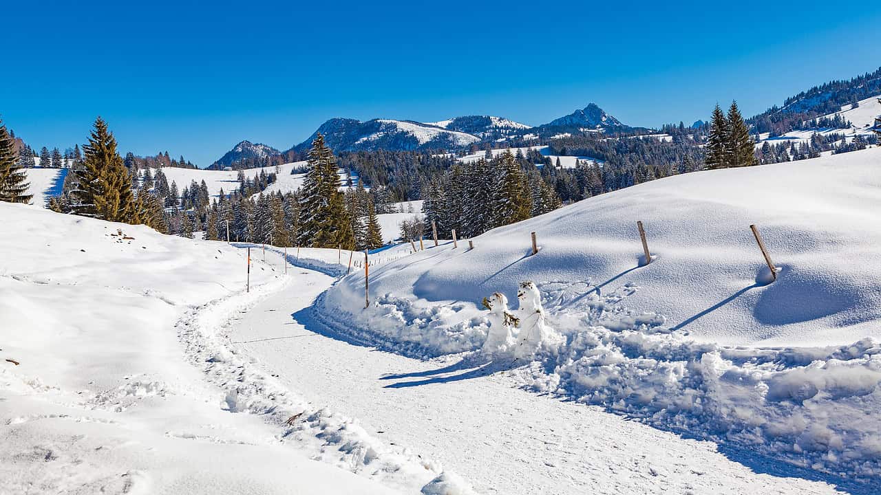 Oberallgäu im Winter mit Neuschnee