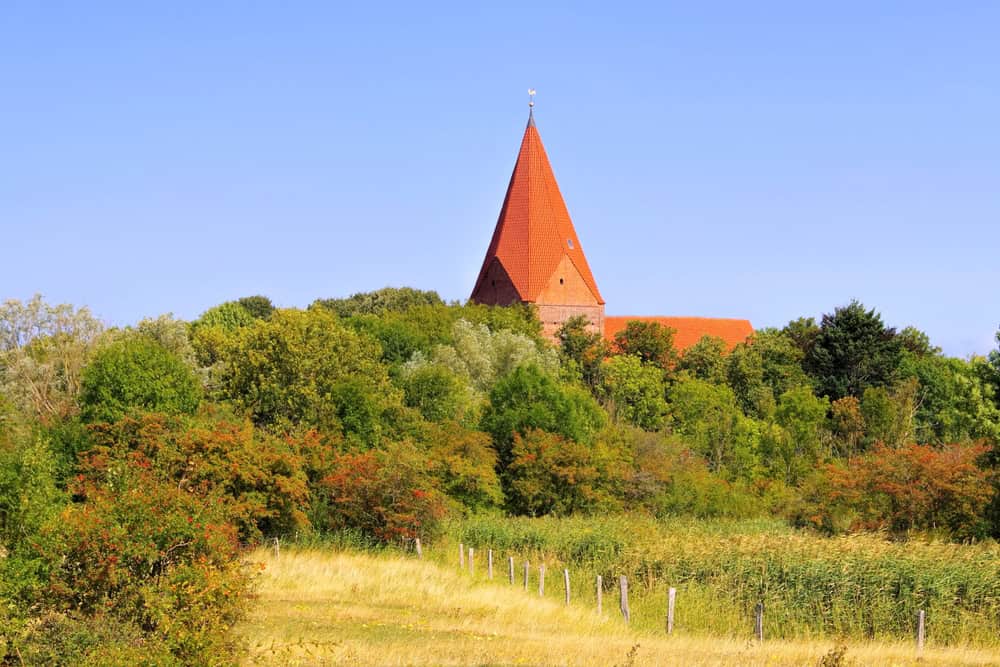 Kirchdorf und die Inselkirche Poel