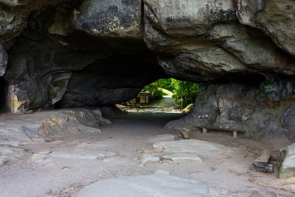 Kuhstall Felsenhöhle