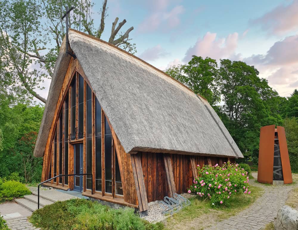 Die Schifferkirche Ahrenshoop – Ein maritimes Schmuckstück an der Ostsee