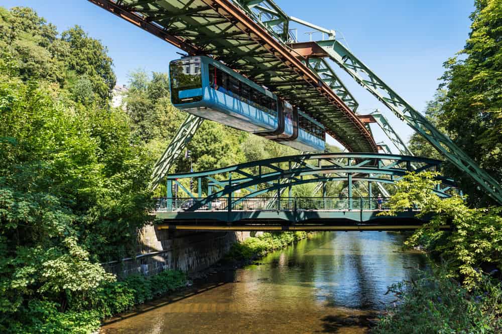 Wuppertaler Schwebebahn – das Wahrzeichen Wuppertals